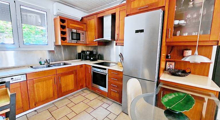 Pleasant villa with jacuzzi & pool | Beach nearby | Pets allowed — photo 5