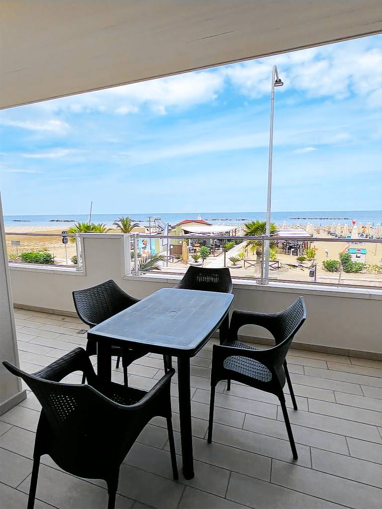 Family-friendly beautiful apartment with terrace | Sea view | Beach nearby | Pet-friendly — photo 2