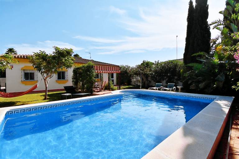 Villa Urbanización Novo Santi Petri