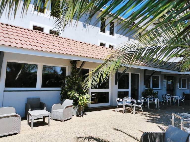 Brit Hotel Confort Pau Lons — photo 4