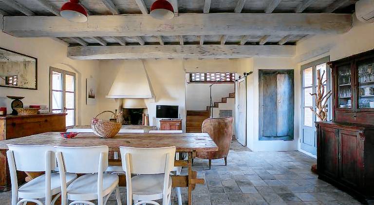 Vacation home with barbecue, terrace & pool | Perfect for remote work | Pets allowed — photo 3
