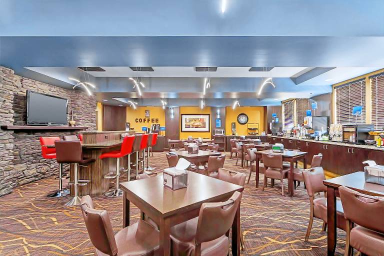 Best Western Bonnyville Inn & Suites — photo 2