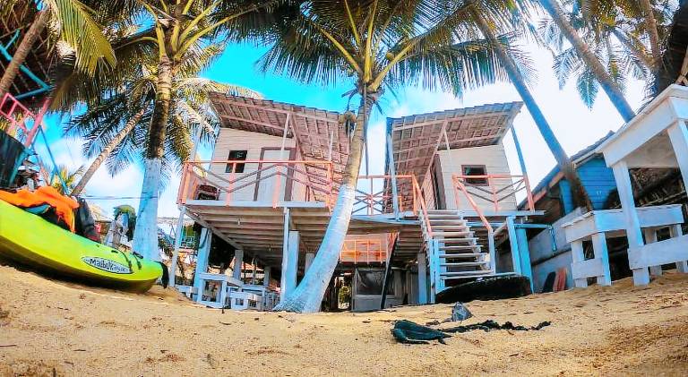 Ceylon Beach Home — photo 3