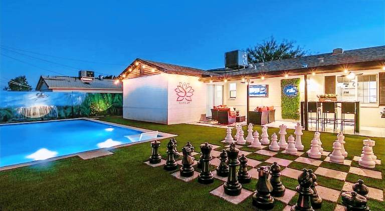 House with private pool, yard & barbeque in Scottsdale, AZ