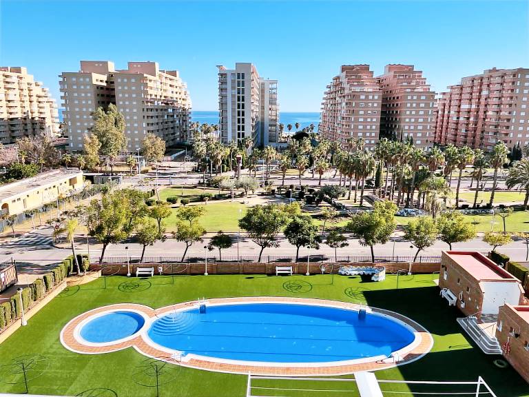 Fully equipped lovely apartment with terrace & pool | Beach view | Next to the beach | Dogs allowed — photo 4