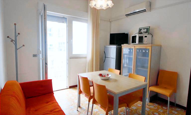 Holiday apartment with 2 rooms for 4 persons — photo 2