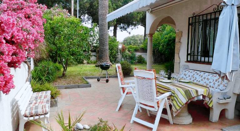 House with 3 rooms for 5 persons in Cambrils