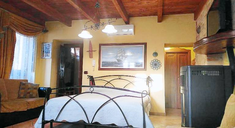 Apartment with 1 room for 5 persons — photo 4