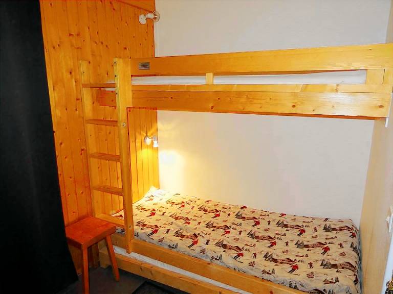 100m from resort center, 4th floor, view mountain, balcony, tv, 24m², Les Arcs — photo 3