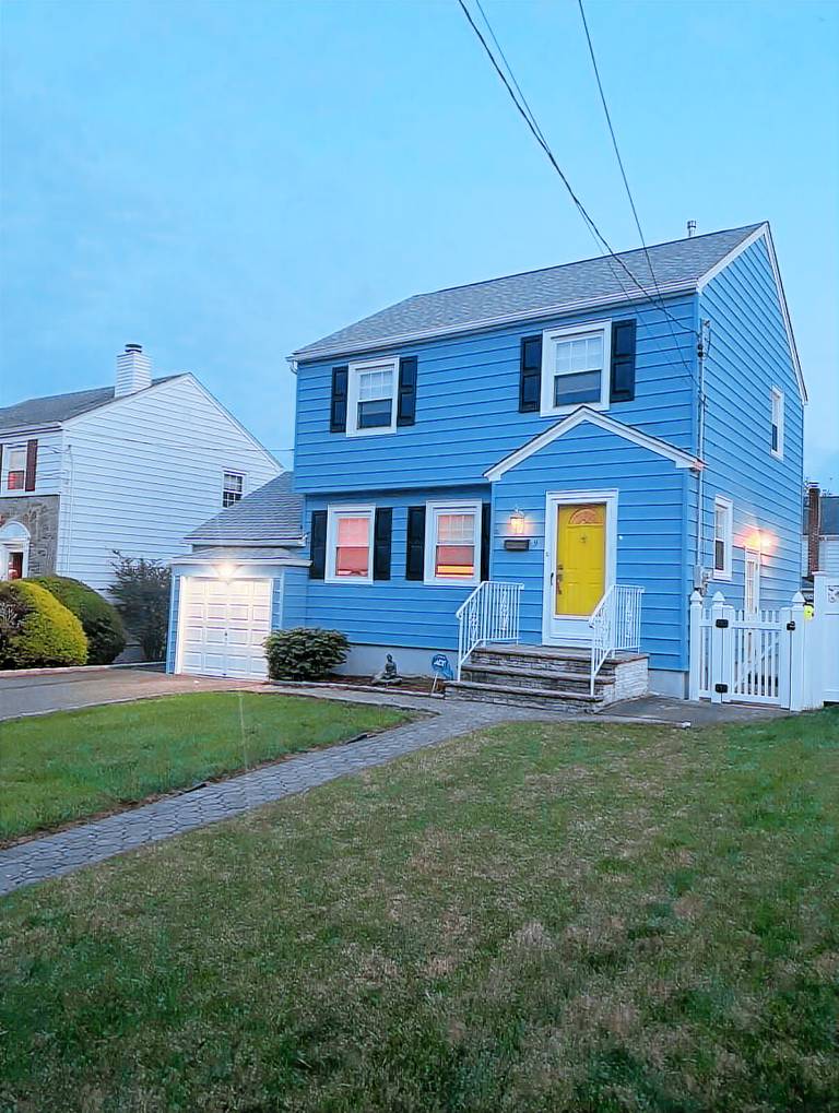 House  Bloomfield
