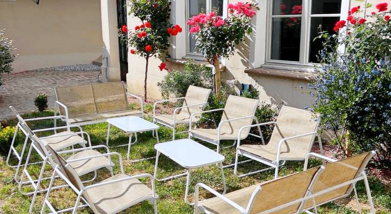 House with patio & BBQ — photo 2