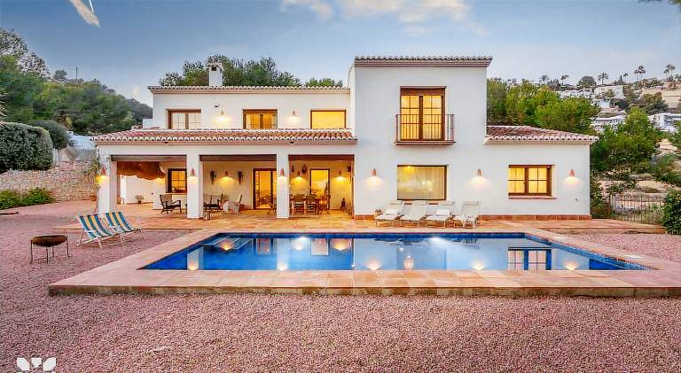 Villa with garden, terrace & BBQ — photo 3