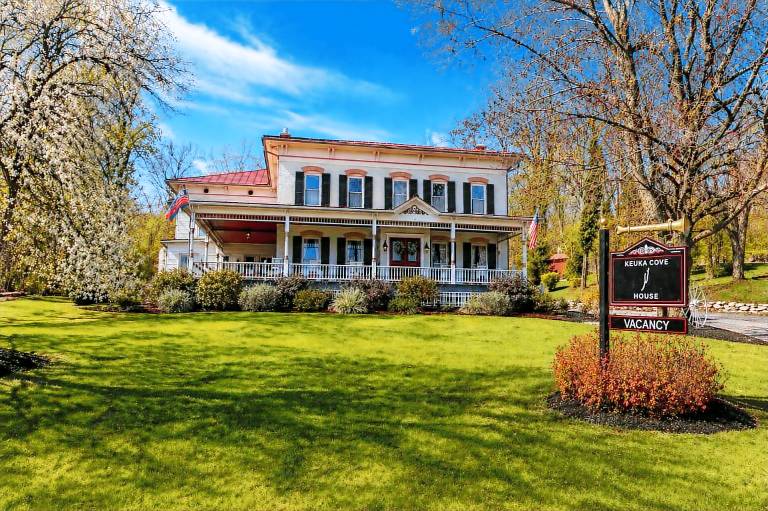 House  Penn Yan