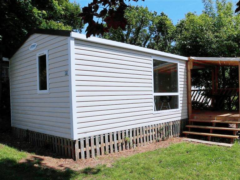Family-oriented mobile home with terrace & heated pool | Close to the beach | Pets allowed — photo 5