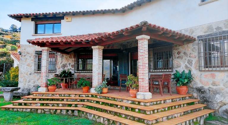 House | Pet-friendly in Ávila