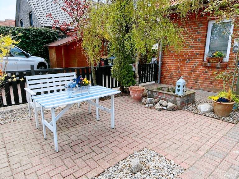 House with barbeque, terrace & garden — photo 4