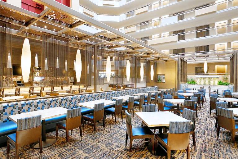 Embassy Suites by Hilton San Antonio Airport — photo 3