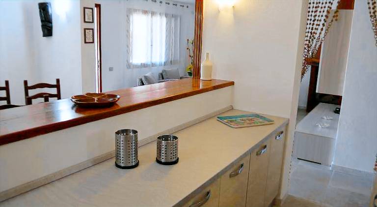 House | Close to the beach | Pets allowed — photo 4