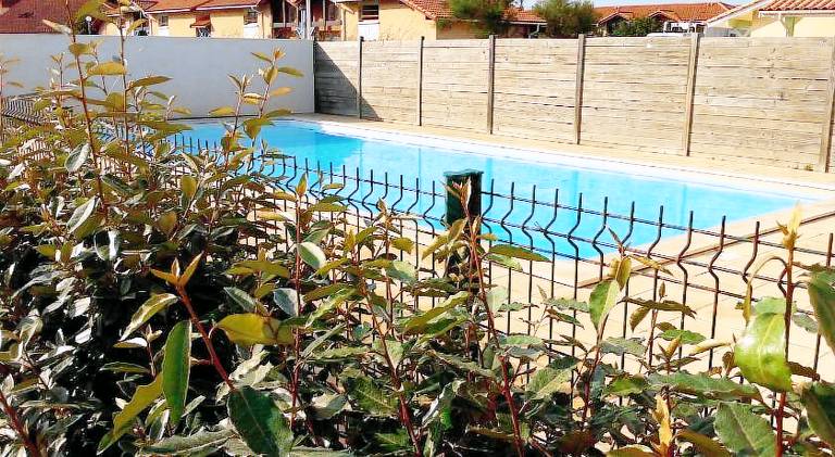 House with pool in Biscarrosse
