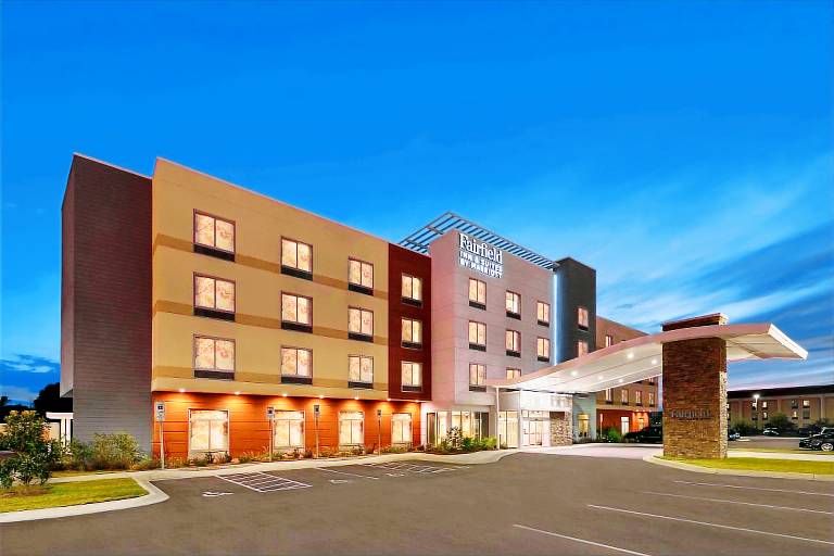 Fairfield by Marriott Inn & Suites Santee — photo 2