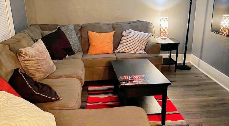 Big apartment | Pets are welcome in Des Moines, IA
