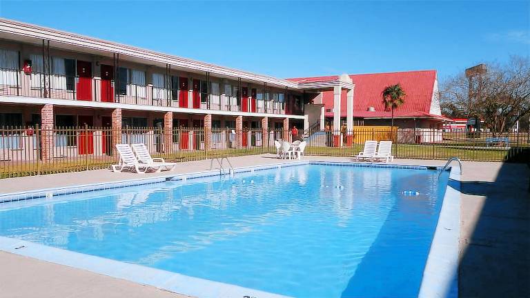 Motel  Port Allen
