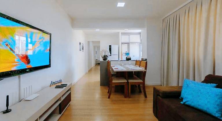 Apartment with 1 room for 4 persons in Maringá