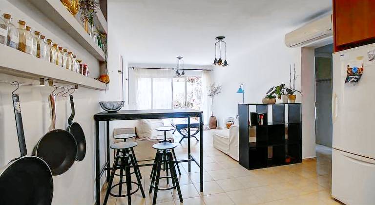 Nice holiday apartment with pool, yard & BBQ | Next to the beach | Dogs allowed — photo 4