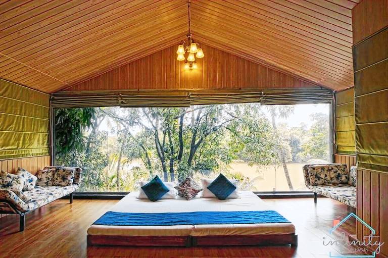 1000 m&sup2; Villa