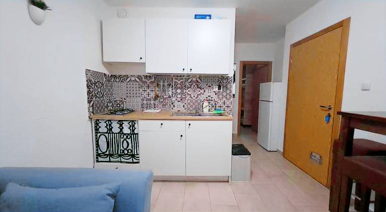 Apartment with terrace & yard | Pet-friendly — photo 4