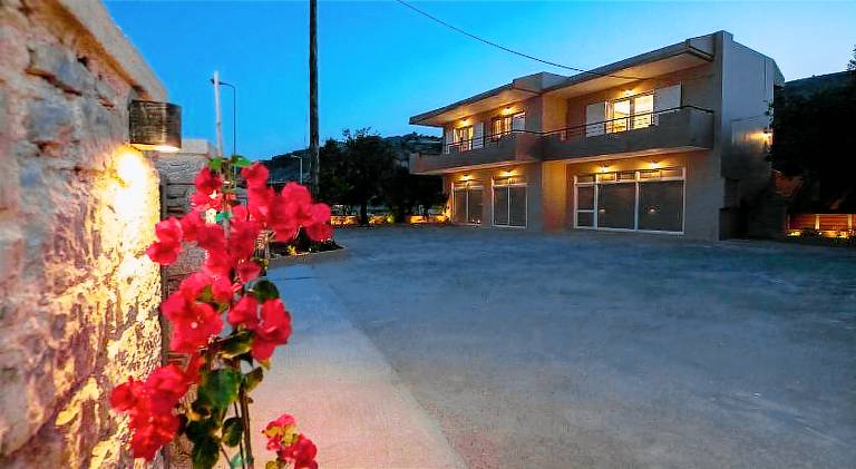 Apartment with 2 rooms for 4 persons in Rhodes
