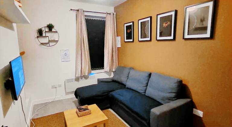 Holiday apartment with 1 room for 4 persons in Cardiff