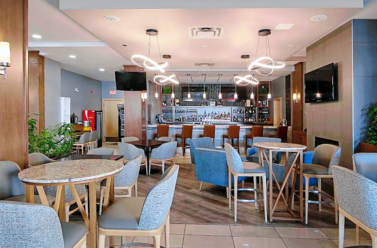DoubleTree by Hilton Kamloops — photo 2