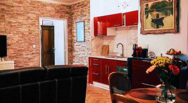 Rental apartment with 1 room for 4 persons in Chateau-Thierry