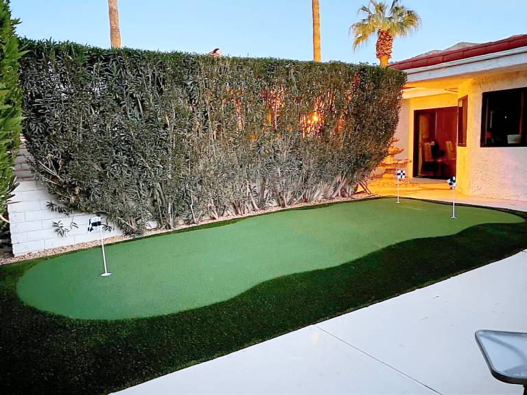 Vacation home with private pool | Pet-friendly — photo 4
