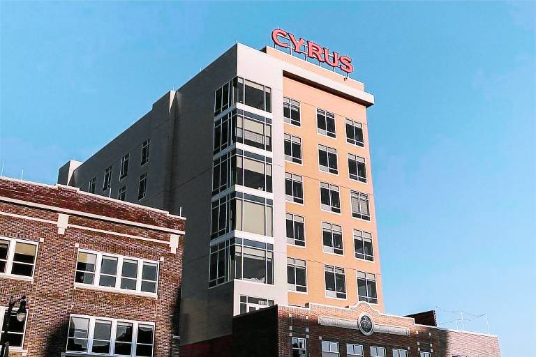 Cyrus Hotel, Topeka, a Tribute Portfolio Hotel — photo 4