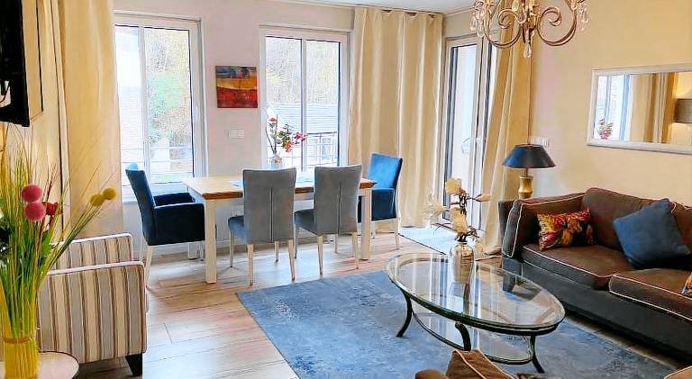 121 m&sup2; Apartment mit Hotelservice