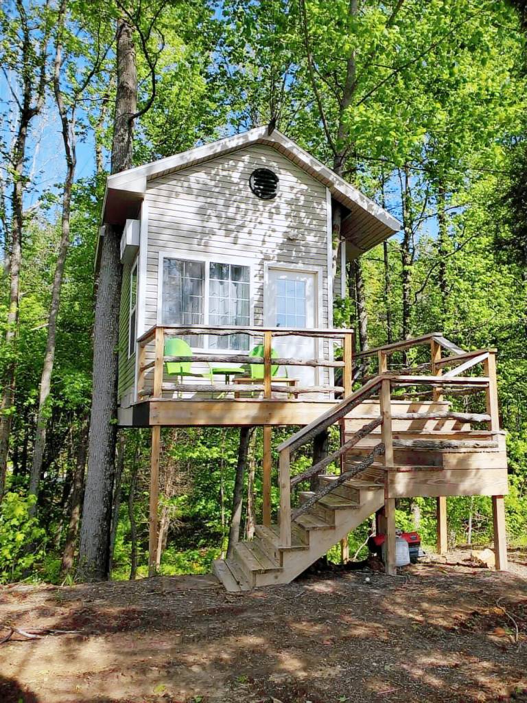 Cabin Utica