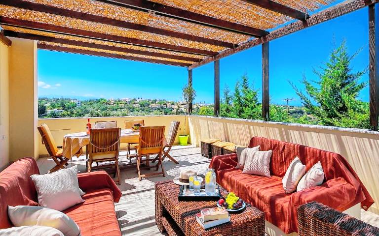 Fully equipped villa with pool, BBQ & jacuzzi | Perfect for remote work | Dogs allowed — photo 4
