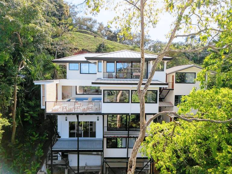 Villa  Manuel Antonio