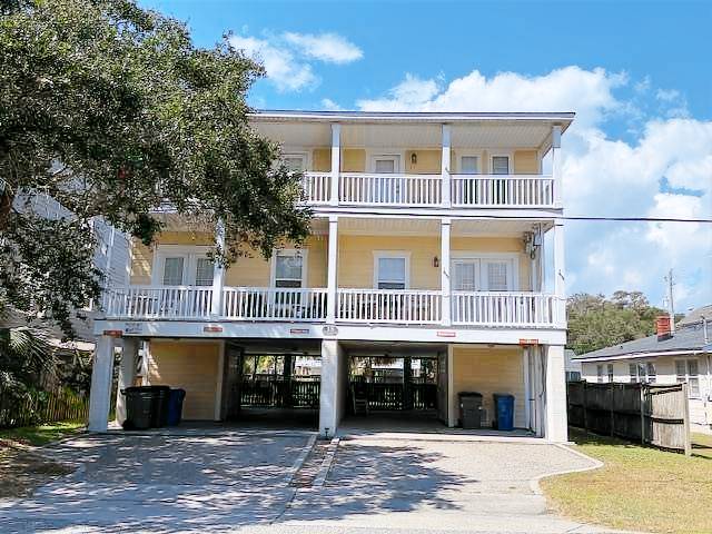 Fully equipped lovely house with garden & barbecue | Next to the beach | Pet-friendly in Garden City, SC
