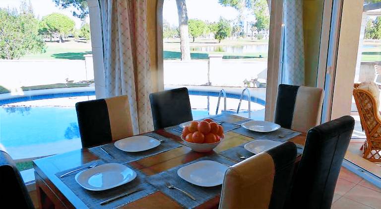Chalet with terrace, private pool & yard — photo 4