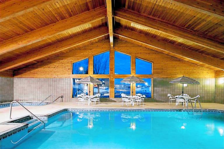 AmericInn by Wyndham Worthington