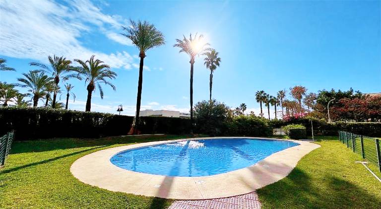 Nice apartment with terrace, private pool & yard | Close to the beach | Suitable for remote work | Pet-friendly — photo 2