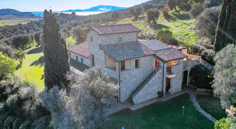 Farm with grill, yard & patio | Dogs allowed in Orbetello