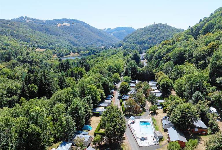 Child-friendly wonderful chalet with pool, barbeque & terrace | Nature view | Pet-friendly — photo 3