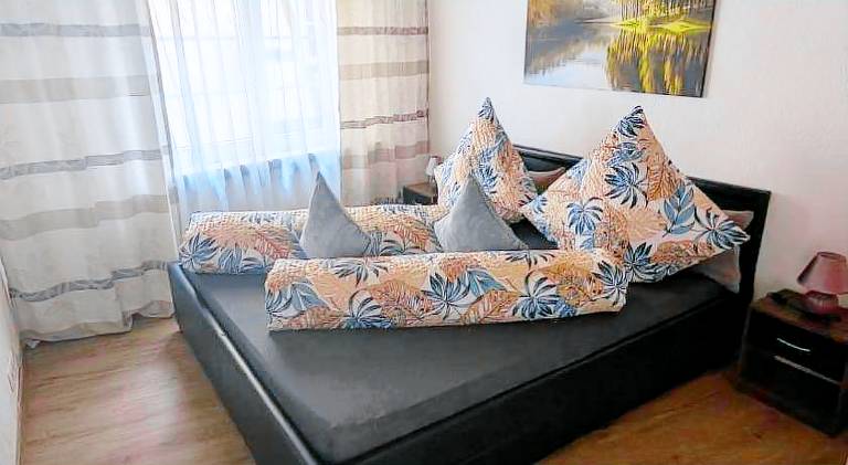 Rental apartment with patio in Cochem