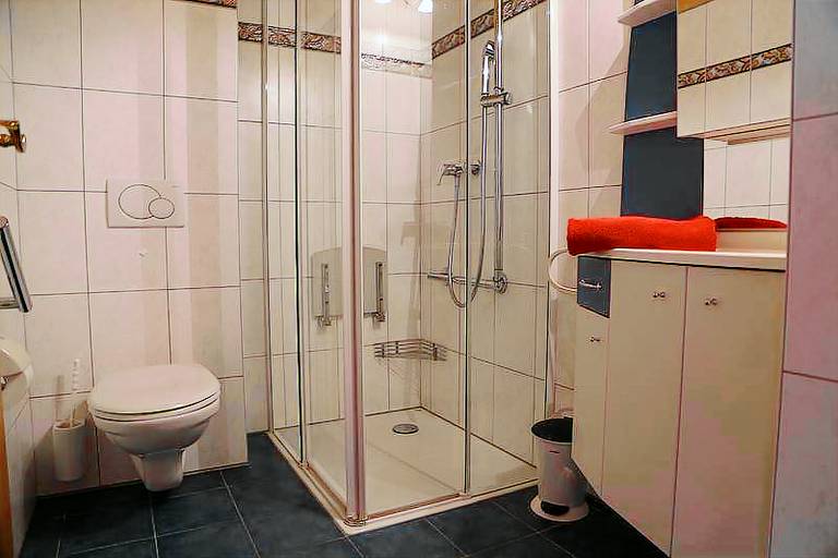 Rental apartment with 2 rooms for 6 persons — photo 5