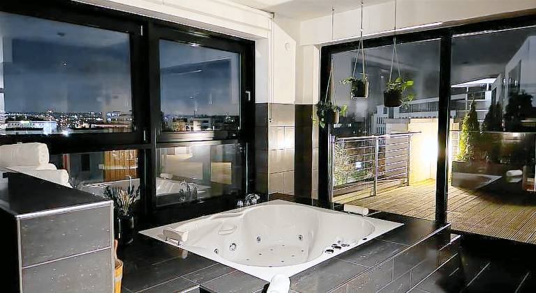 Holiday apartment with 2 rooms for 4 persons — photo 3