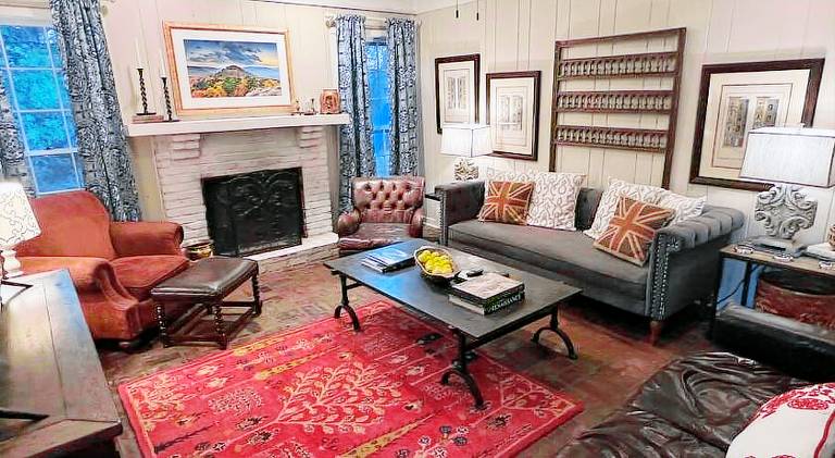 Vacation home with hot tub in Memphis, TN